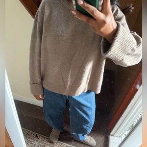 Meet your Posher, Rhea